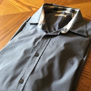 Burberry Brit men’s shirt, size leg.